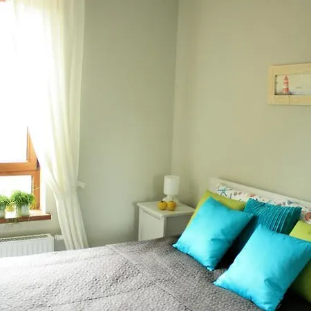 Apartament Rezydencja Park 아파트 미엘노