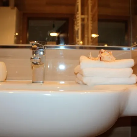 Apartament Rezydencja Park 아파트 미엘노